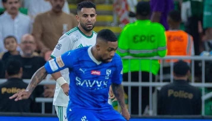 تشكيل الأهلي الرسمي لمواجهة الهلال في الجولة 6 بـ الدوري السعودي