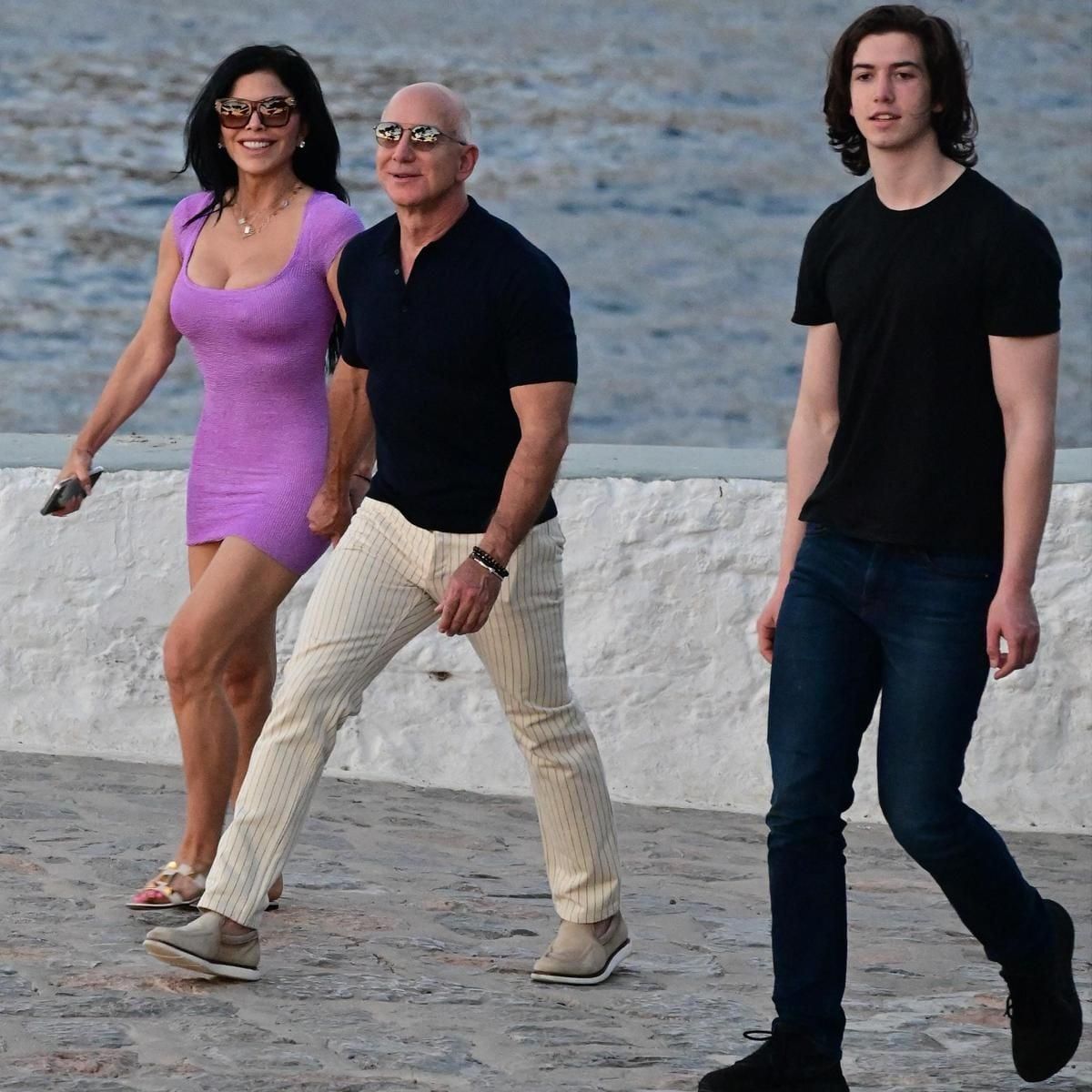 Jeff Bezos and Lauren Sanchez