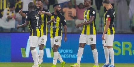 معلق مباراة الاتحاد ضد الأخدود في دوري روشن السعودي للمحترفين