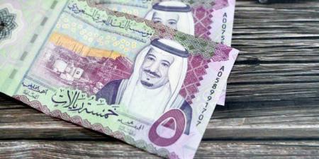 سعر الريال السعودي الآن بمنتصف تعاملات اليوم الجمعة 4 أكتوبر 2024