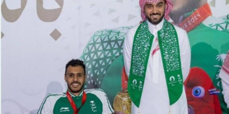 السعودية تكافئ البطل البارالمبي عبد الرحمن القرشي