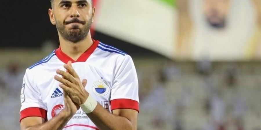 نقل لاعب الشارقة خالد الظنحاني إلى المستشفى بسبب «ضربة في الرأس»