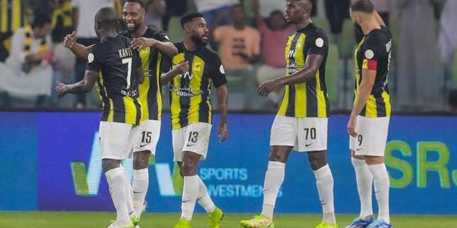 معلق مباراة الاتحاد ضد الأخدود في دوري روشن السعودي للمحترفين