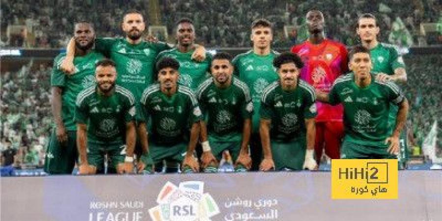 غياب نجم الأهلي عن مواجهة الهلال في دوري روشن