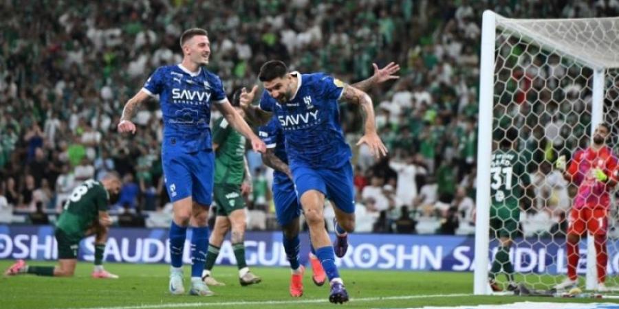 دوري روشن: الهلال يتغلب على مستضيفه الأهلي (2-1)