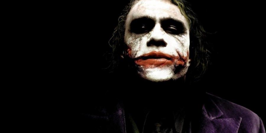 06:20
مشاهير عالمية

بالصور- هيث ليدجر إستوحى شكل الجوكر في فيلم The Dark Knight من لوحات شهيرة لرسام عالمي.. لن تصدقوا غرابتها!