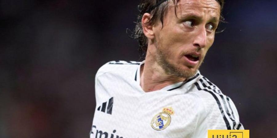 ردود أفعال صادمة من جمهور ريال مدريد على رغبة مودريتش في تجديد عقده