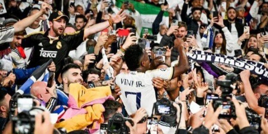 فينيسيوس ونجوم ريال مدريد يعبرون عن غضبهم بعد فوز رودري بالكرة الذهبية