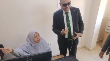 وزير العمل يتفقد منطقتي عمل السلام والعبور بالقاهرة والقليوبية