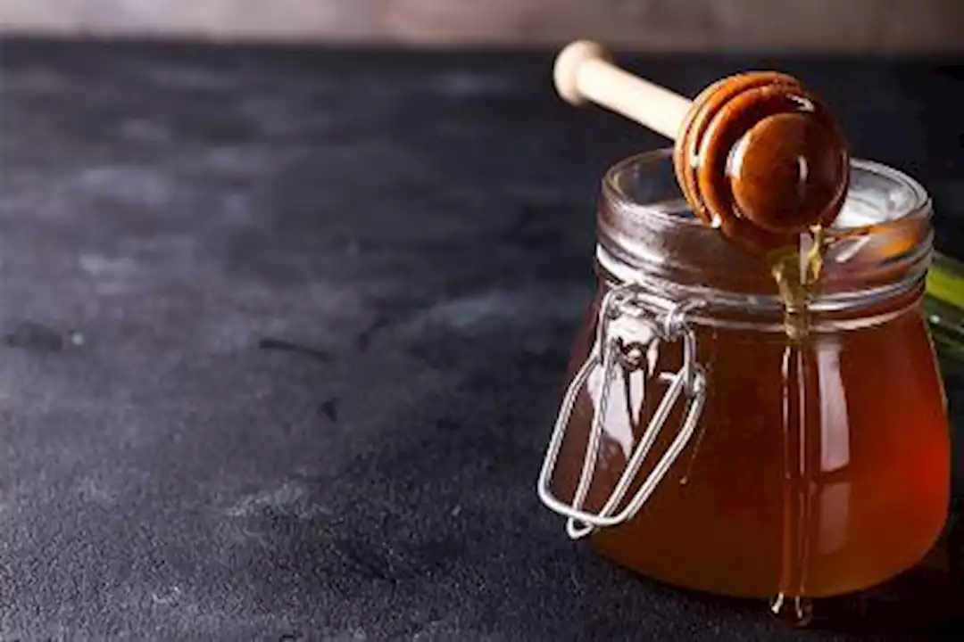 عسل النحل علاج طبيعي للأمراض.. متى يكون مضرًا؟ 5 عسل النحل علاج طبيعي للأمراض.. متى يكون مضرًا؟