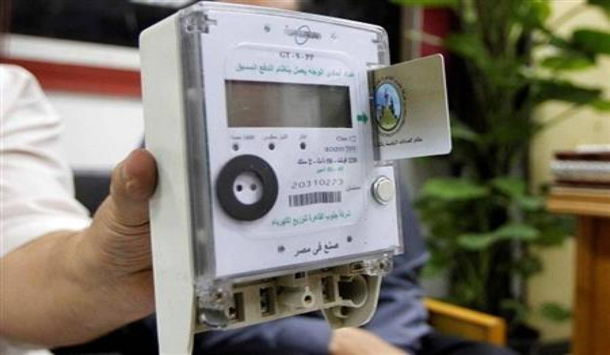 “لتجنب غرامة سرق الكهرباء”.. اعرف طريقة تركيب عداد الكهرباء الكودي وبدون انتظار سكان العقار