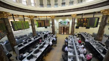 رأس المال السوقي للبورصة المصرية يخسر نحو 13 مليار جنيه بختام تعاملات اليوم
