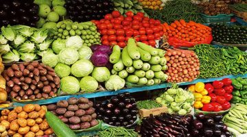 أسعار الخضار والفاكهة اليوم الجمعة