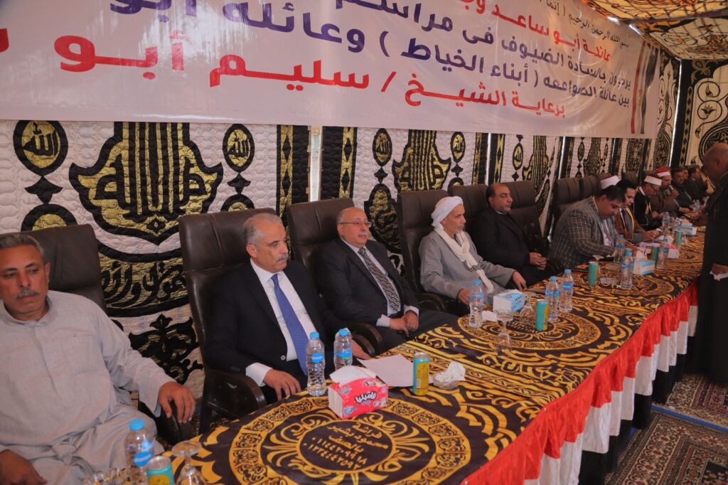 بحضور الجهات الأمنية ..جلسة عرفية تنهي خصومة ثأرية بين عائلتي الصوامعة وحسانين بالصف جنوب الجيزة 5 بحضور الجهات الأمنية ..جلسة عرفية تنهي خصومة ثأرية بين عائلتي الصوامعة وحسانين بالصف جنوب الجيزة