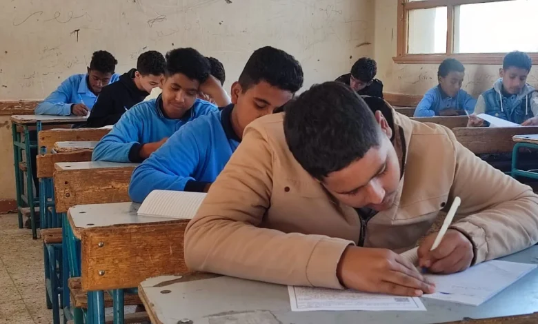 السؤال اللي بكاء كل الطلاب؟ كشف مفرد كلمة 'الناس' في اللغة العربية وأسرار استخدامها 5 السؤال اللي بكاء كل الطلاب؟ كشف مفرد كلمة ‘الناس’ في اللغة العربية وأسرار استخدامها