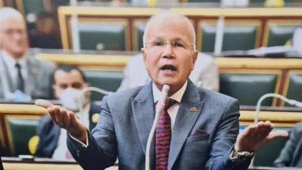 السيد شمس الدين: العالم يتقدم للأمام بينما تأتي قرارات الوزير لتعيدنا للخلف 5 السيد شمس الدين: العالم يتقدم للأمام بينما تأتي قرارات الوزير لتعيدنا للخلف