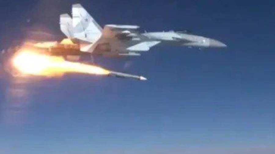 بوابة روز اليوسف | عاجل.. إصابة مقاتلة روسية Su-35 بصاروخ والطيار يتمكن من الهبوط بالطائرة 5 بوابة روز اليوسف | عاجل.. إصابة مقاتلة روسية Su-35 بصاروخ والطيار يتمكن من الهبوط بالطائرة