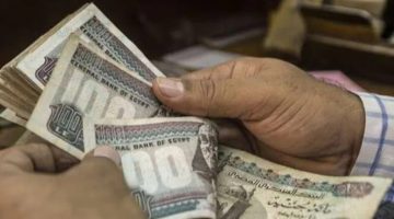 “كل ما تحتاج معرفته عن شهادات البنك الأهلي: فرص استثمارية مضمونة وتحقيق الأهداف”