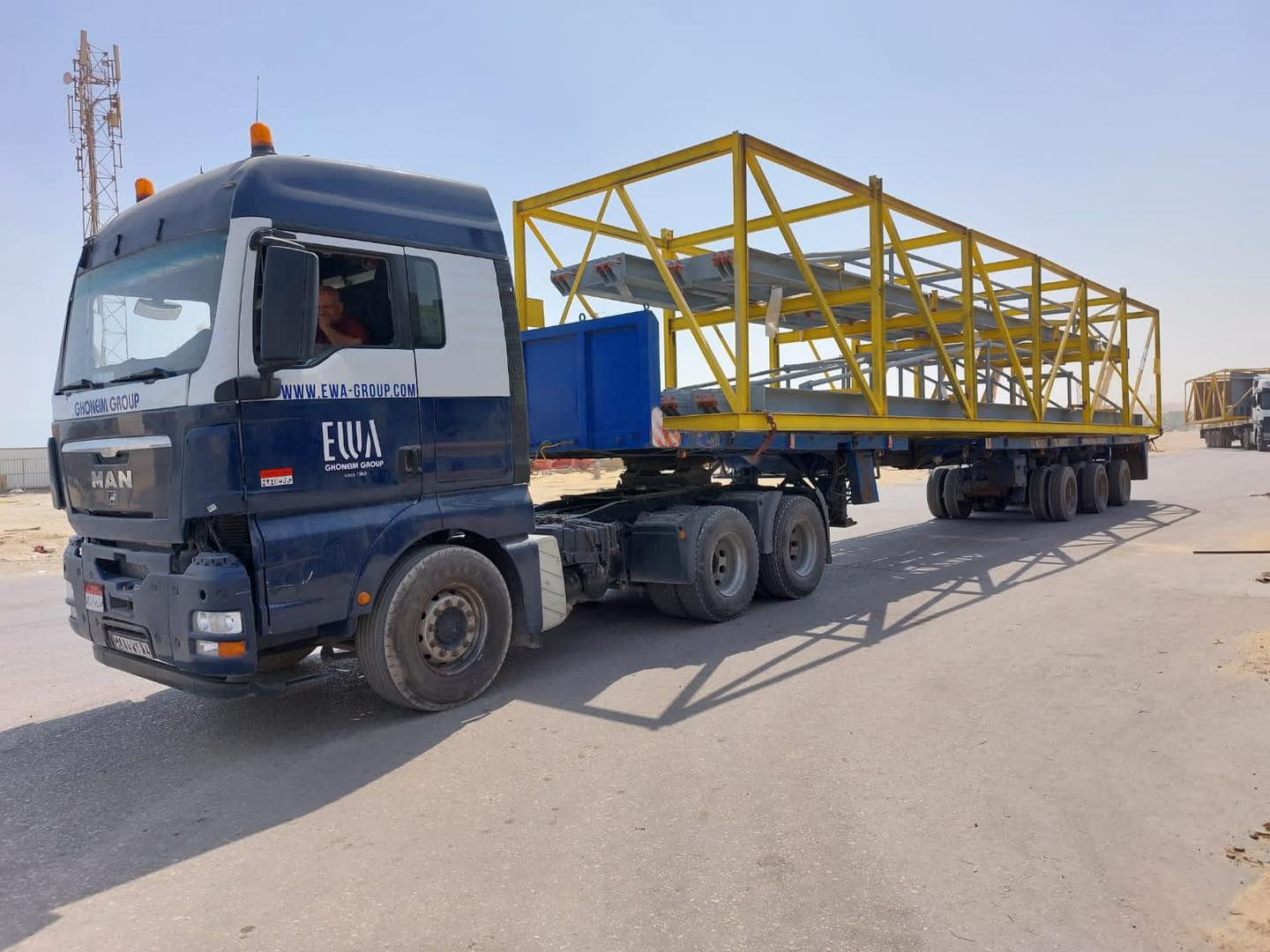 «EWA group» تقتنص أعمال نقل 20 برجًا جديدًا لمحطة رياح رأس غارب 5 «EWA group» تقتنص أعمال نقل 20 برجًا جديدًا لمحطة رياح رأس غارب
