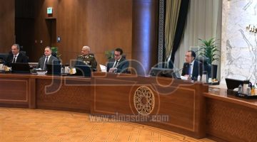 «الوزراء» يوافق على إقامة 20 برجًا لتقوية شبكات المحمول فى 9 محافظات