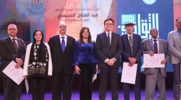 وزير الثقافة يُكرم صناع الهوية المصرية خلال النسخة الأولى من “يوم الثقافة” بدار الأوبرا