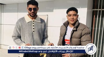 مصطفى شلبي يستقبل المشجع الزملكاوي صاحب اللافتة المثيرة للجدل ويهديه قميص الزمالك