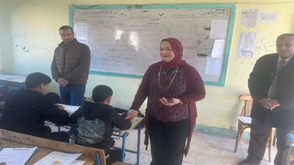 18،394 طالبًا وطالبة يؤدون امتحانات الفصل الدراسي الأول في تعليم مطروح وسط أجواء هادئة 5 18،394 طالبًا وطالبة يؤدون امتحانات الفصل الدراسي الأول في تعليم مطروح وسط أجواء هادئة
