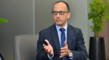 “الحمصاني”: الحكومة تستهدف زيادة أعداد السائحين إلى 30 مليون سائح سنويا