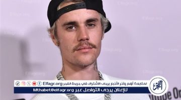 بعد أربع سنوات من الصمت… جاستين بيبر يعود إلى الساحة الفنية وسط تحديات مهنية وشخصية ضخمة