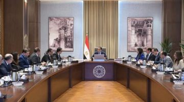 رئيس الوزراء يتابع موقف تنفيذ المرحلة الأولي من منظومة التأمين الصحي الشامل