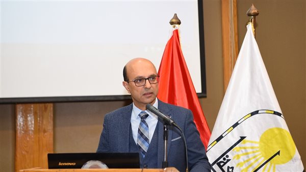 رئيس جامعة أسيوط يشهد افتتاح ملتقى المرأة الريفية وتحقيق التمكين الاقتصادي 5 رئيس جامعة أسيوط يشهد افتتاح ملتقى المرأة الريفية وتحقيق التمكين الاقتصادي
