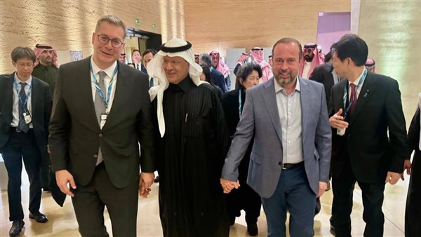 وزير البترول يبحث تعظيم الشراكة بين الشركات المصرية و«أرامكو» السعودية 5 وزير البترول يبحث تعظيم الشراكة بين الشركات المصرية و«أرامكو» السعودية