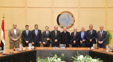 توقيع عقد مشروع تمويل وتصميم وإنشاء واستغلال وصيانة الميناء الجاف والمنطقة اللوجستية بمدينة العاشر من رمضان بين الهيئة العامة للموانئ البرية والجافة وشركة ميدلوج السويسرية