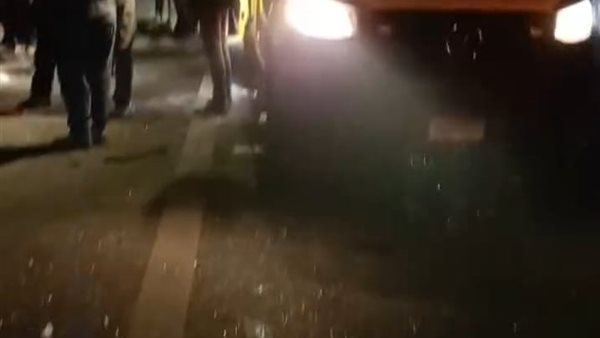 مصرع وإصابة 9 أشخاص في حادث انقلاب سيارة على الطريق الحر 5 مصرع وإصابة 9 أشخاص في حادث انقلاب سيارة على الطريق الحر