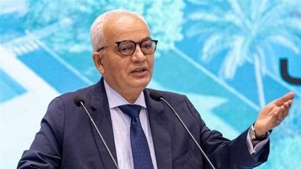 رضا حجازي: البكالوريا نظام عامين يرهق الأسر المصرية.. واللغة الأجنبية الثانية ضرورة في كل السنوات 5 رضا حجازي: البكالوريا نظام عامين يرهق الأسر المصرية.. واللغة الأجنبية الثانية ضرورة في كل السنوات