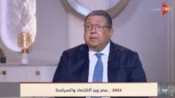 بهاء الدين: صفقة رأس الحكمة والتمويلات الأوروبية جنبتنا أصعب مراحل الأزمة الاقتصادية 5 بهاء الدين: صفقة رأس الحكمة والتمويلات الأوروبية جنبتنا أصعب مراحل الأزمة الاقتصادية