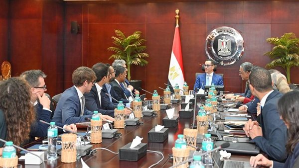 وزير الاستثمار والتجارة الخارجية يلتقي وفد مجموعة جولدمان ساكس جيفز لمناقشة فرص الشراكات الاستراتيجية والإصلاحات الاقتصادية في مصر 5 وزير الاستثمار والتجارة الخارجية يلتقي وفد مجموعة جولدمان ساكس جيفز لمناقشة فرص الشراكات الاستراتيجية والإصلاحات الاقتصادية في مصر