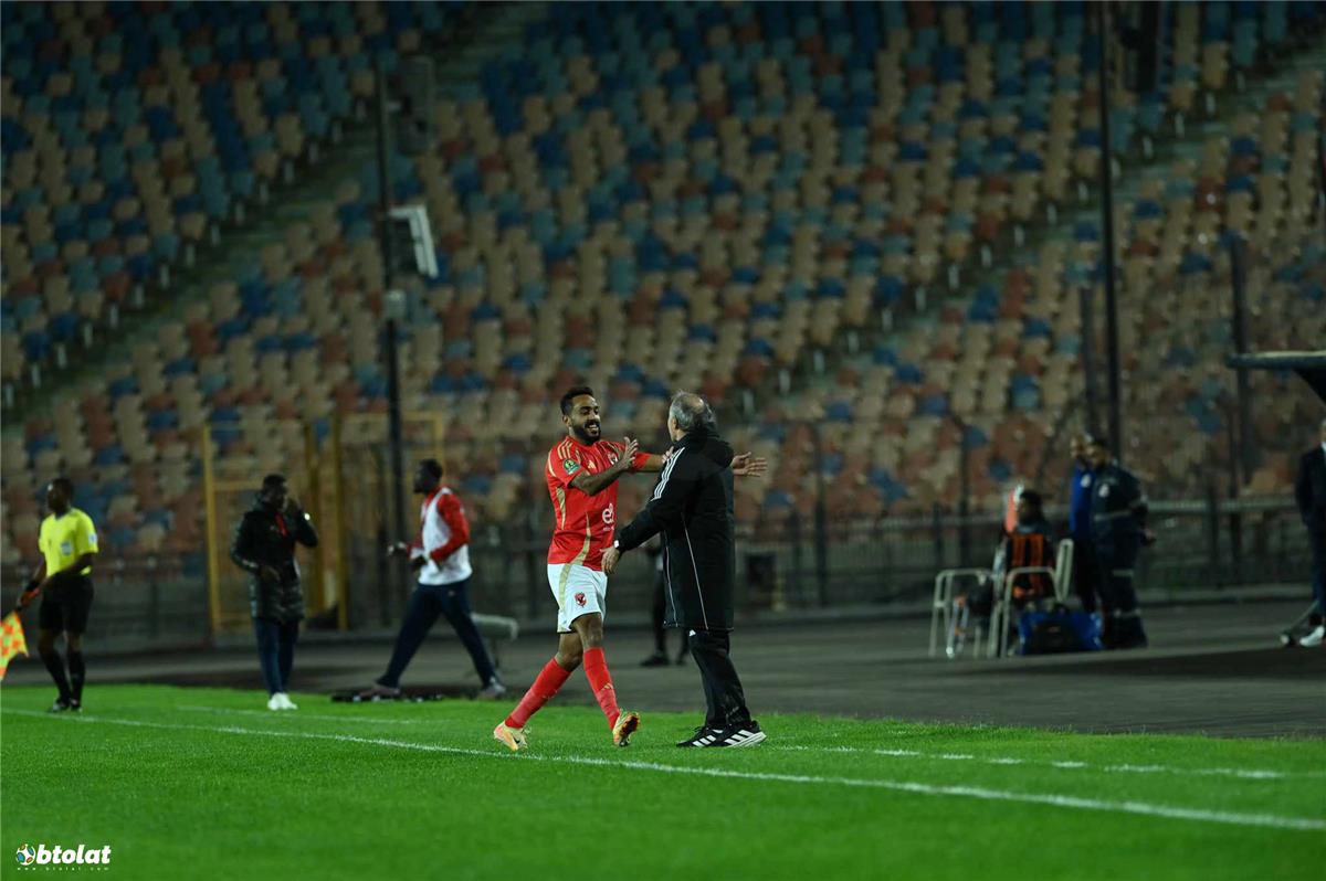 الزوراء العراقي يكشف مفاجأة بشأن المفاوضات مع كهربا 5 الزوراء العراقي يكشف مفاجأة بشأن المفاوضات مع كهربا