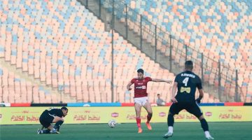 تقارير تكشف تطورًا جديدًا في رحيل أكرم توفيق إلى الدوري القطري