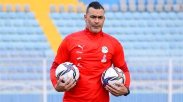 عصام الحضري: لاعب الأهلي سيرحل قريبًا.. وهذا ما سأفعله لو كنت مكانه