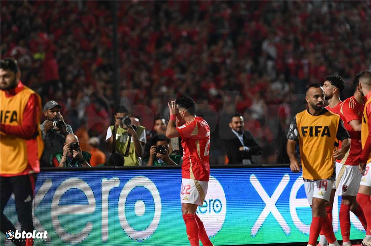 بدلاء الأهلي أمام الجونة في الدوري المصري.. الشناوي على مقاعد الاحتياطي 5 بدلاء الأهلي أمام الجونة في الدوري المصري.. الشناوي على مقاعد الاحتياطي