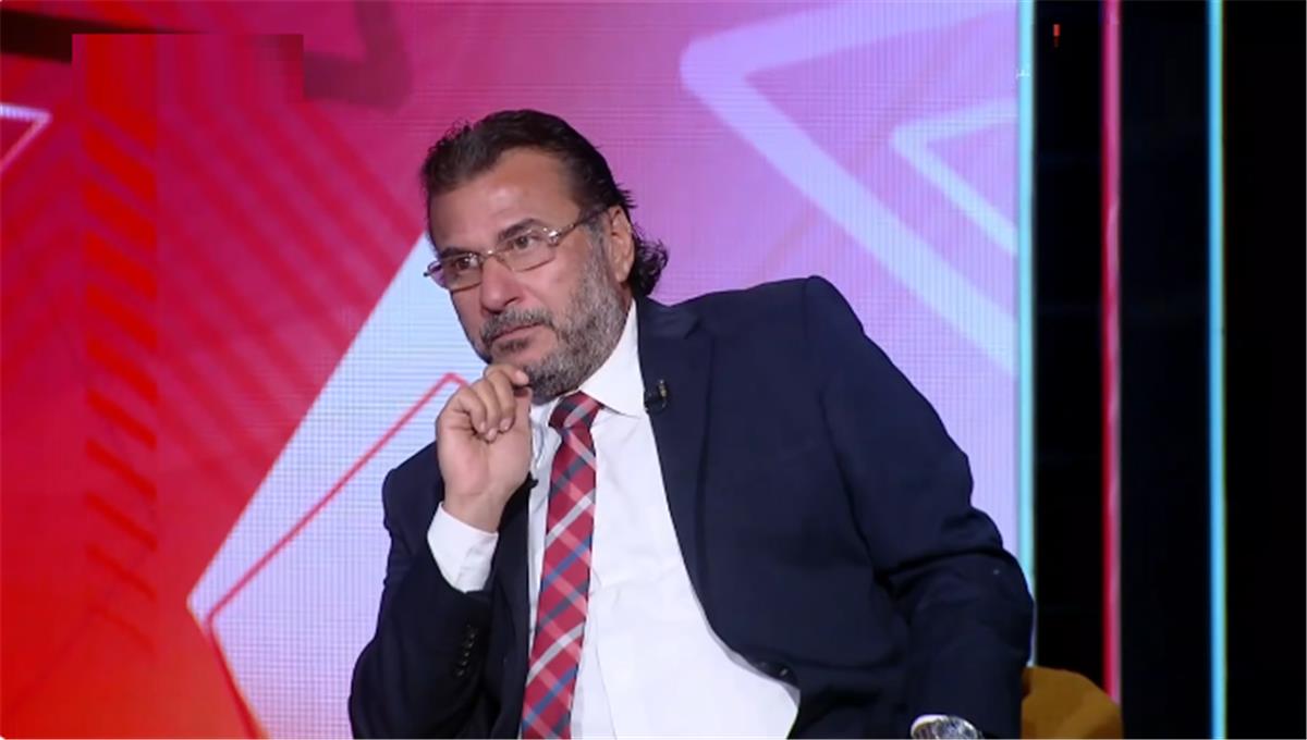 محمد عبد الجليل: يجب أن يسامح الأهلي لاعبه ويُعيده.. وجماهير الزمالك لم تعامل حسن شحاتة مثل زيزو 5 محمد عبد الجليل: يجب أن يسامح الأهلي لاعبه ويُعيده.. وجماهير الزمالك لم تعامل حسن شحاتة مثل زيزو