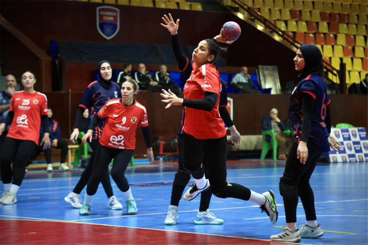 اتحاد اليد يخطر الأهلي والزمالك بتغيير ملعب مباراة ربع نهائي كأس مصر “سيدات”