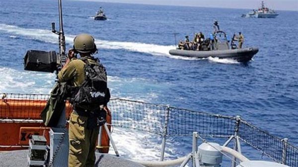 فلسطين.. زوارق حربية إسرائيلية تطلق نيرانها باتجاه ساحل مدينة غزة 5 فلسطين.. زوارق حربية إسرائيلية تطلق نيرانها باتجاه ساحل مدينة غزة
