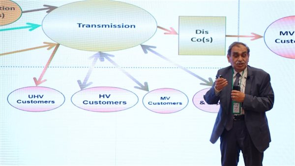 نقاشات موسعة حول استراتيجية الطاقة المتجددة خلال المؤتمر العربي للطاقات 5 نقاشات موسعة حول استراتيجية الطاقة المتجددة خلال المؤتمر العربي للطاقات