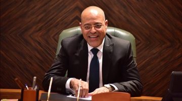 «العمل» تحذر من نشر معلومات كاذبة عن تسجيل بيانات «العمالة غير المنتظمة»