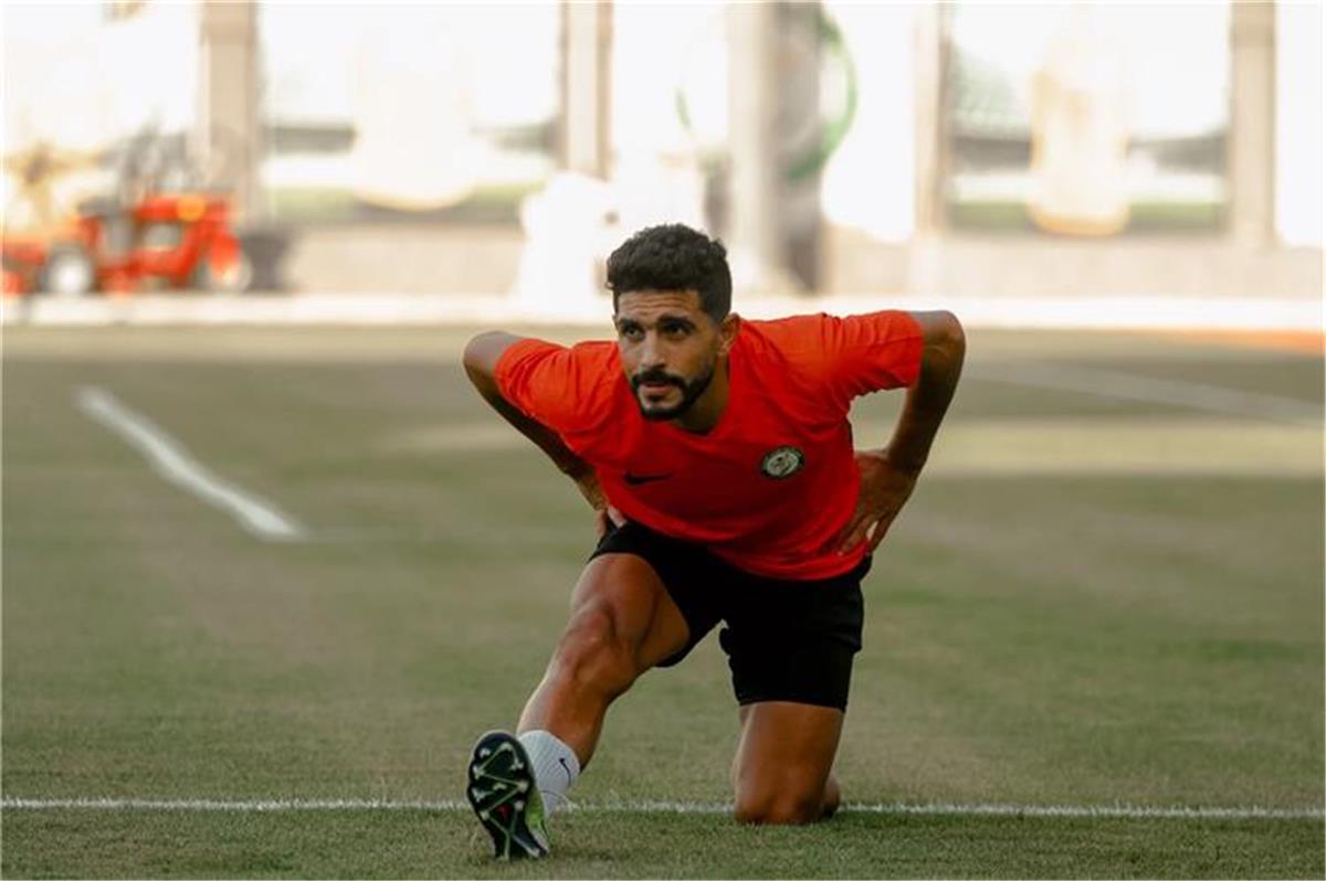 أيمن أشرف: عندما يخسر الأهلي تظهر "شماعات" كولر.. وتاريخ الشناوي يشفع له 5 أيمن أشرف: عندما يخسر الأهلي تظهر “شماعات” كولر.. وتاريخ الشناوي يشفع له