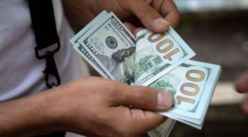 تراجع جديد في سعر الدولار أمام الجنيه بالبنوك .. تفاصيل