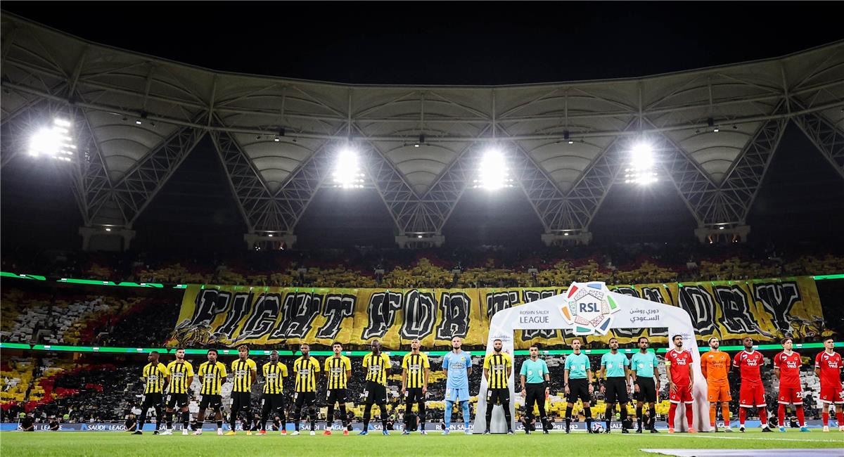 موعد والقناة الناقلة لمباراة الاتحاد وضمك اليوم في الدوري السعودي.. والمعلق