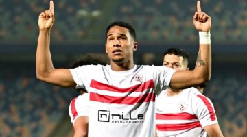 فرحة سيف الجزيري بهدفه مع جمهور الزمالك أمام الجونة